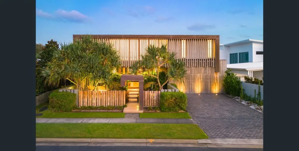 modern luxury art deco home timber facade